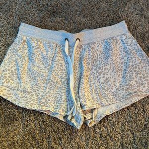 Casual leopard print pajama shorts